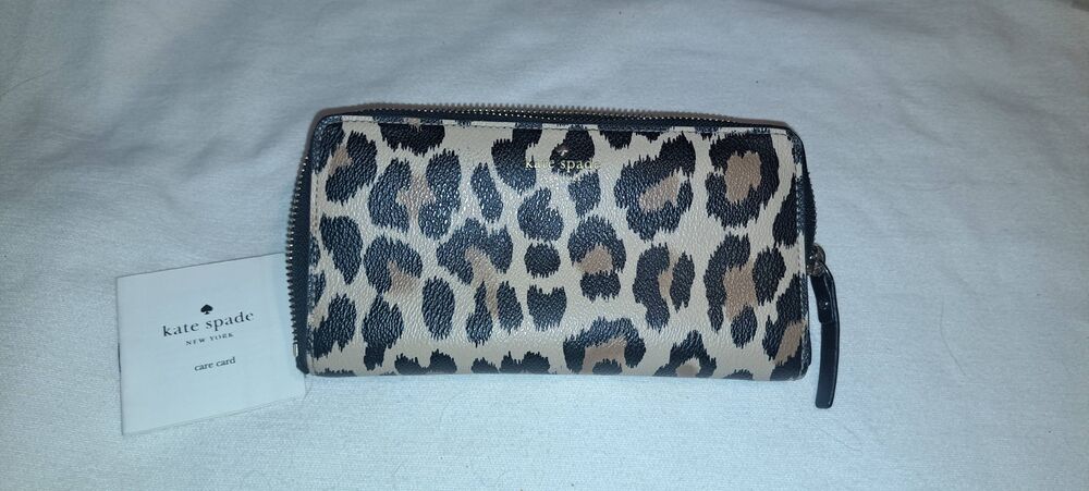 Kate Spade New York Leopard Print Zip Around Continental Wallet 8"